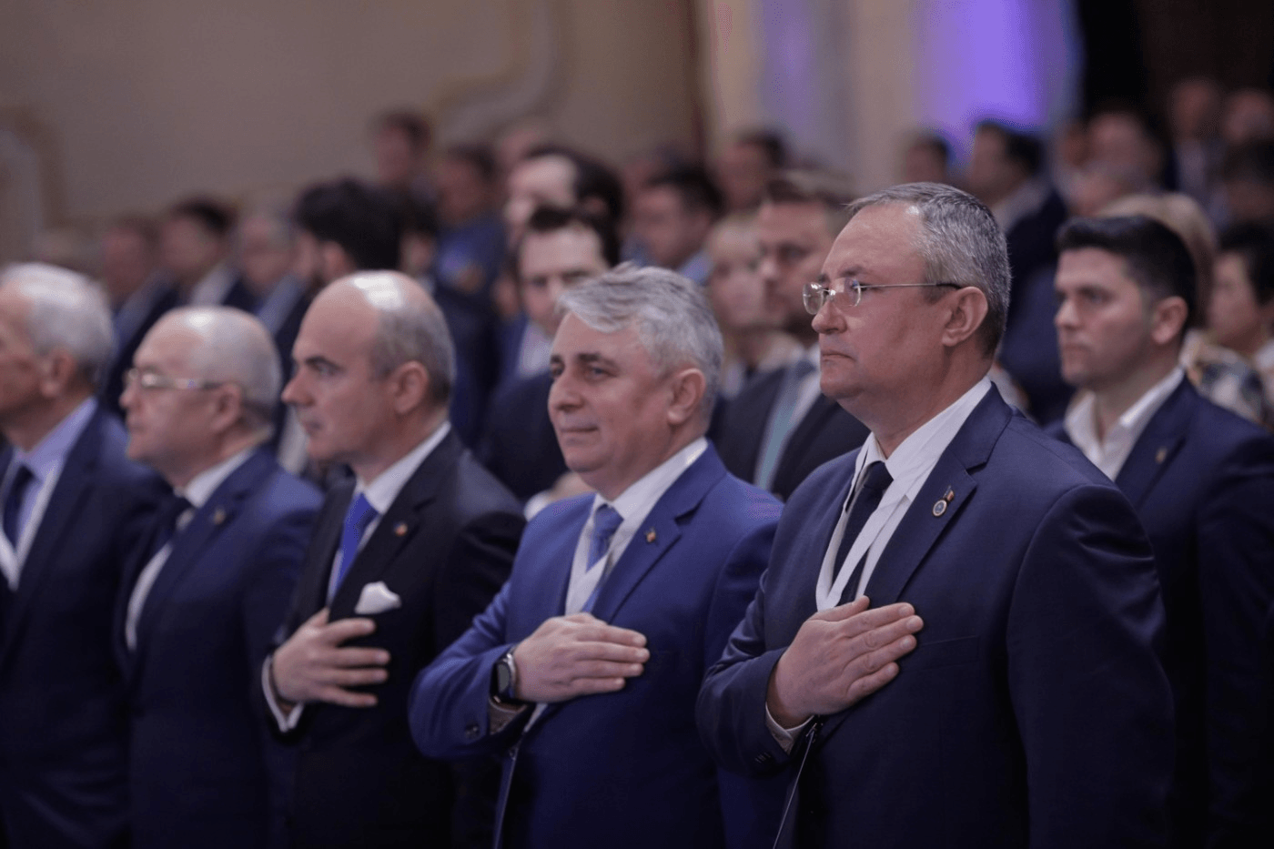 Ciucă: „Specialiştii PNL să caute soluţii constituţionale pentru comasarea alegerilor”. Ce argumente au liberalii