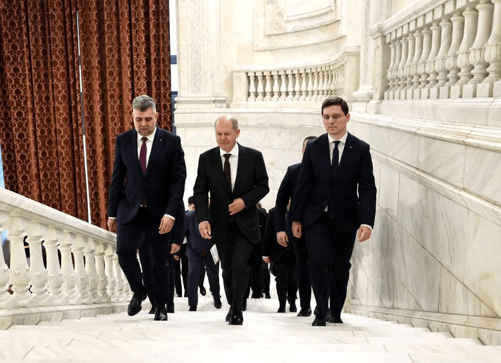 PNL se opune înființării unui minister al Afacerilor Europene. Care sunt motivele SURSE