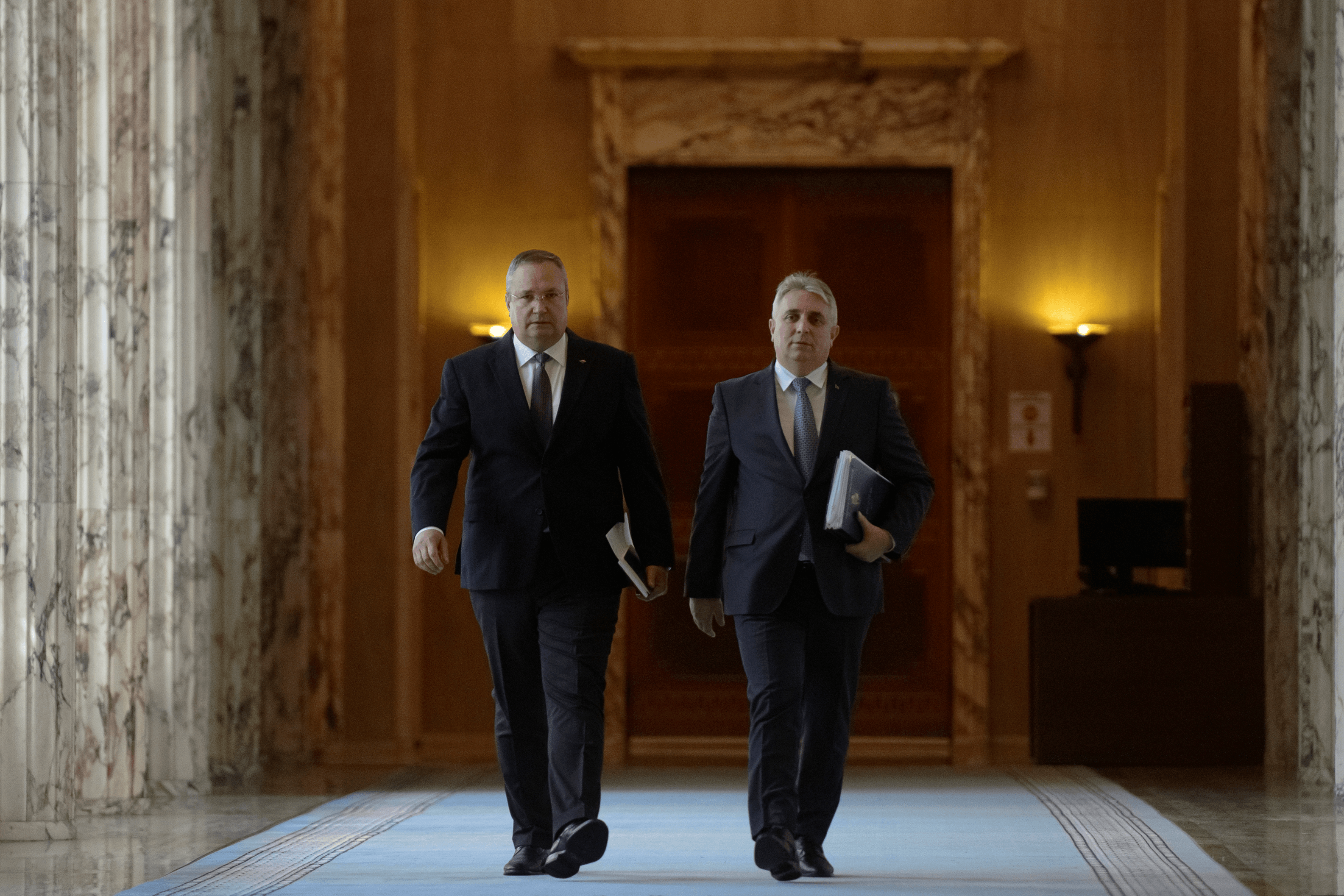 Ciucă și Bode și-au certat colegii parlamentari. Cum arată negocierile pentru comasare SURSE