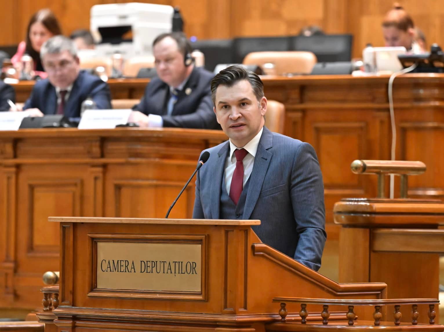 Stroe: România e ascultată în UE. 30 de milioane de euro pentru fermieri