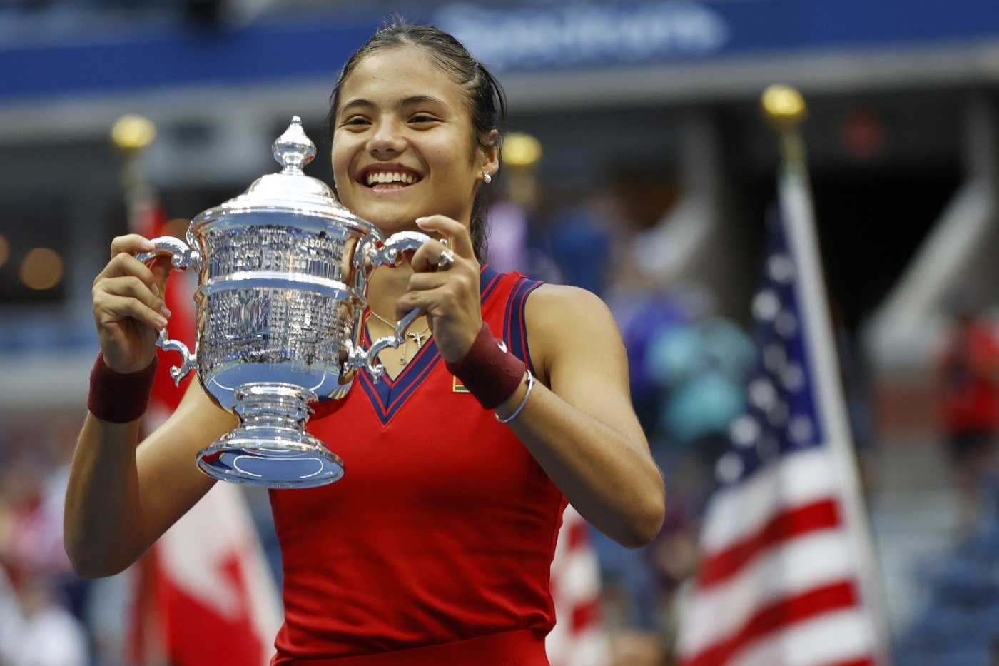 Stele căzătoare. Emma Răducanu, în fruntea listei jucătoarelor care s-au prăbușit în lumea tenisului