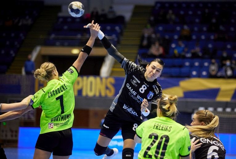 CSM Bucureşti a ratat calificarea la turneul Final4 al Ligii Campionilor la handbal feminin