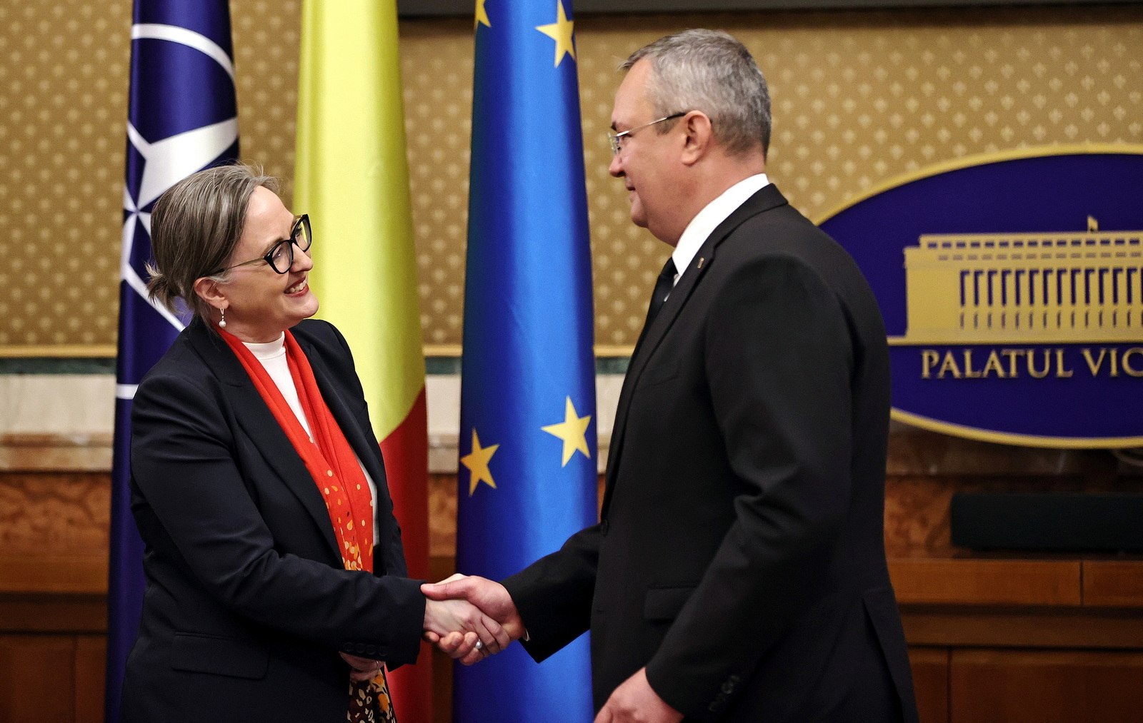 Ciucă, întâlnire de rămas bun cu ambasadoarea Canadei în România. Discuții despre relațiile bilaterale și cooperarea nucleară civilă