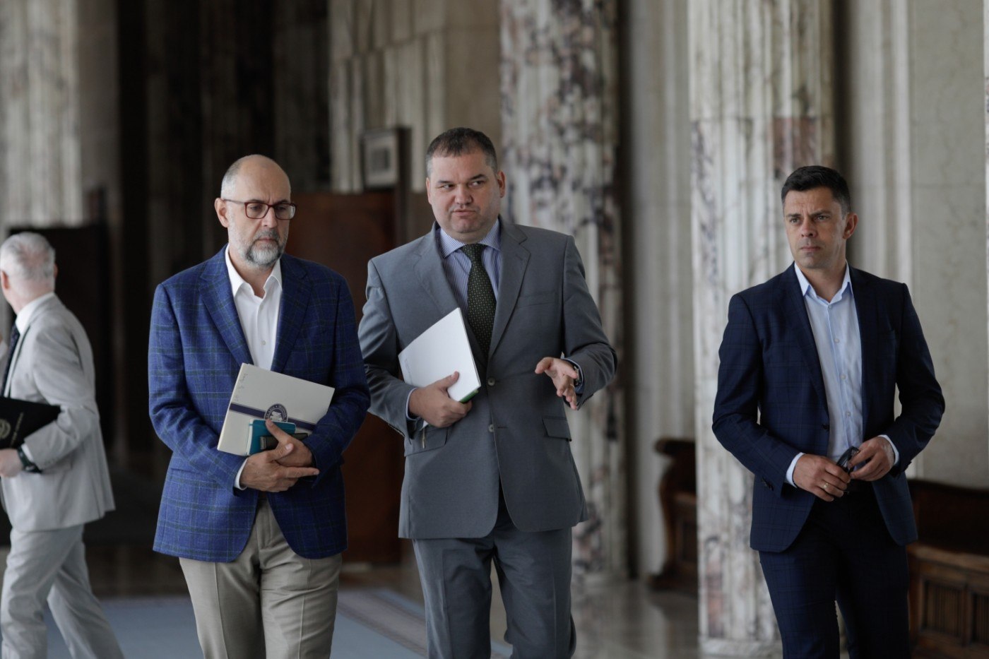 UDMR se întoarce la negocierile pentru Guvernul Ciolacu. Ce vrea Uniunea să obțină