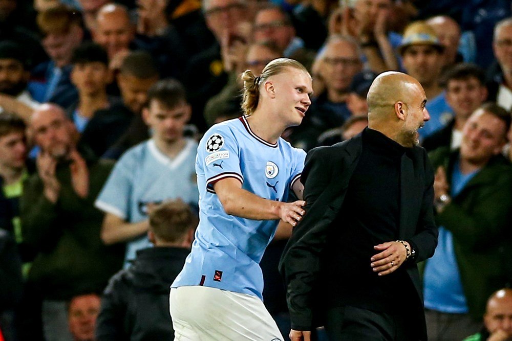 Recordul stabilit de Guardiola după ce City a câștigat din nou titlul în Premier League. Ce antrenor legendar a fost egalat într-un top select