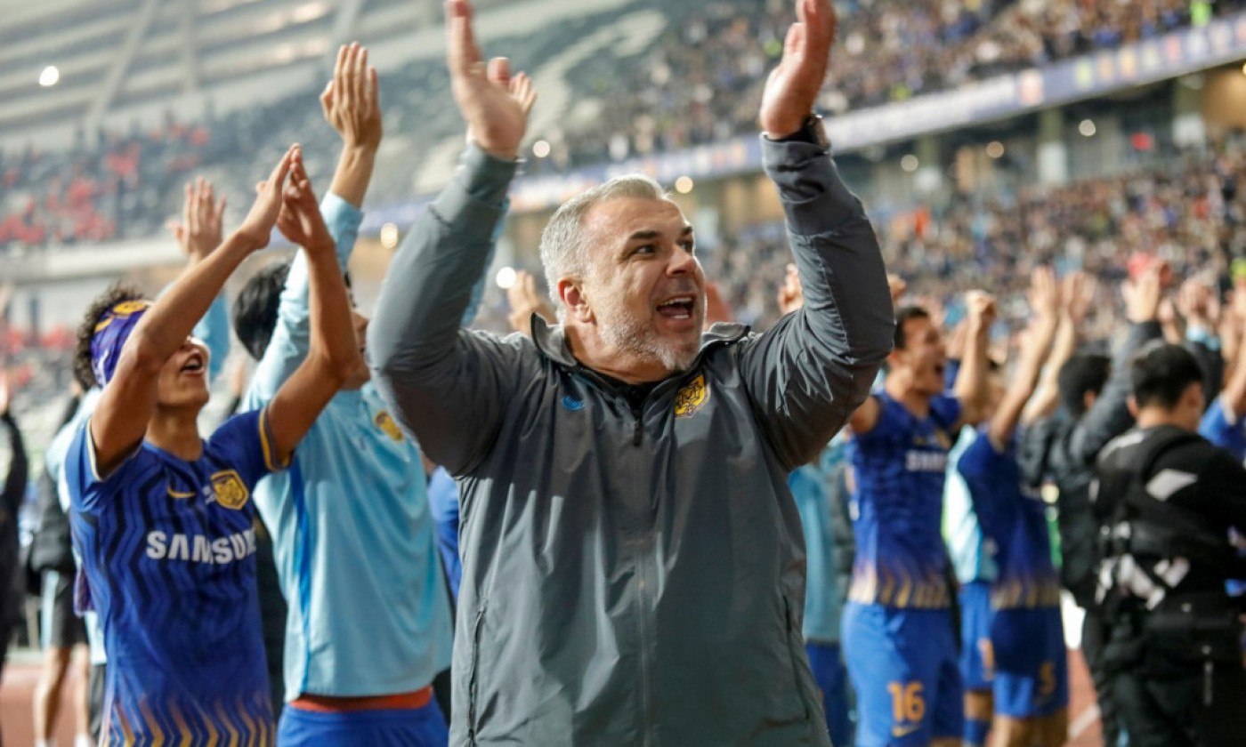Olăroiu la al 3-lea trofeu în acest an, cu Al Sharjah