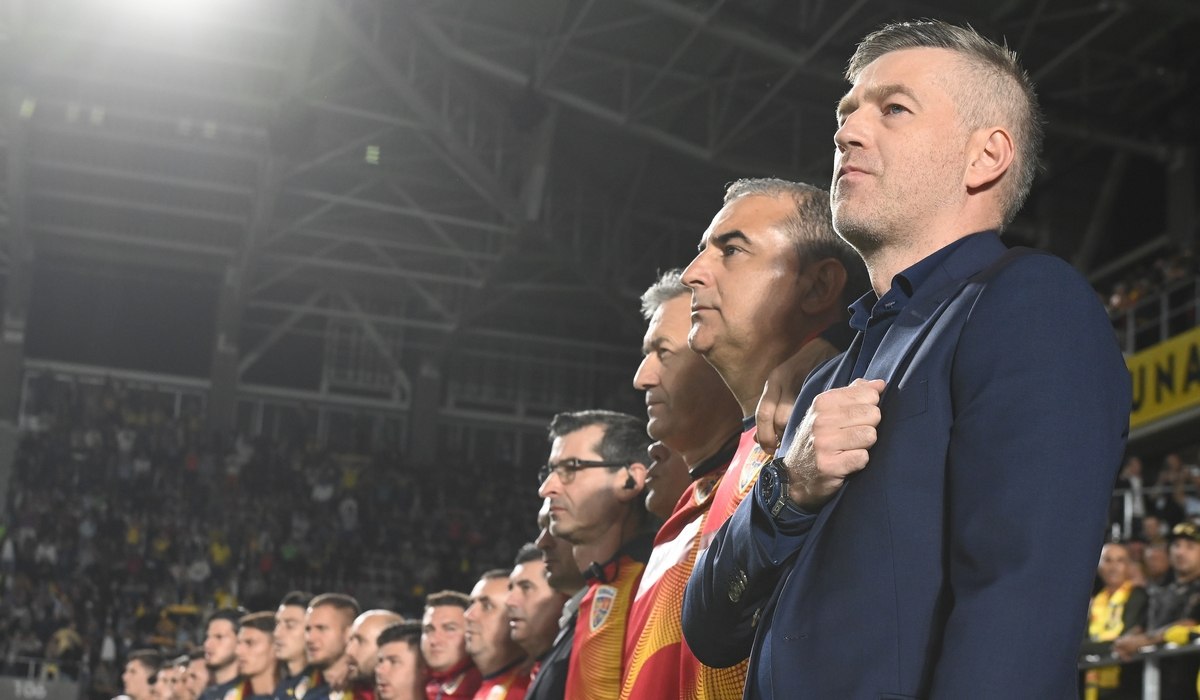 România bolnavă: Nou atac la Edi Iordănescu pe tema convocărilor. După tatăl, acum intervine și unchiul