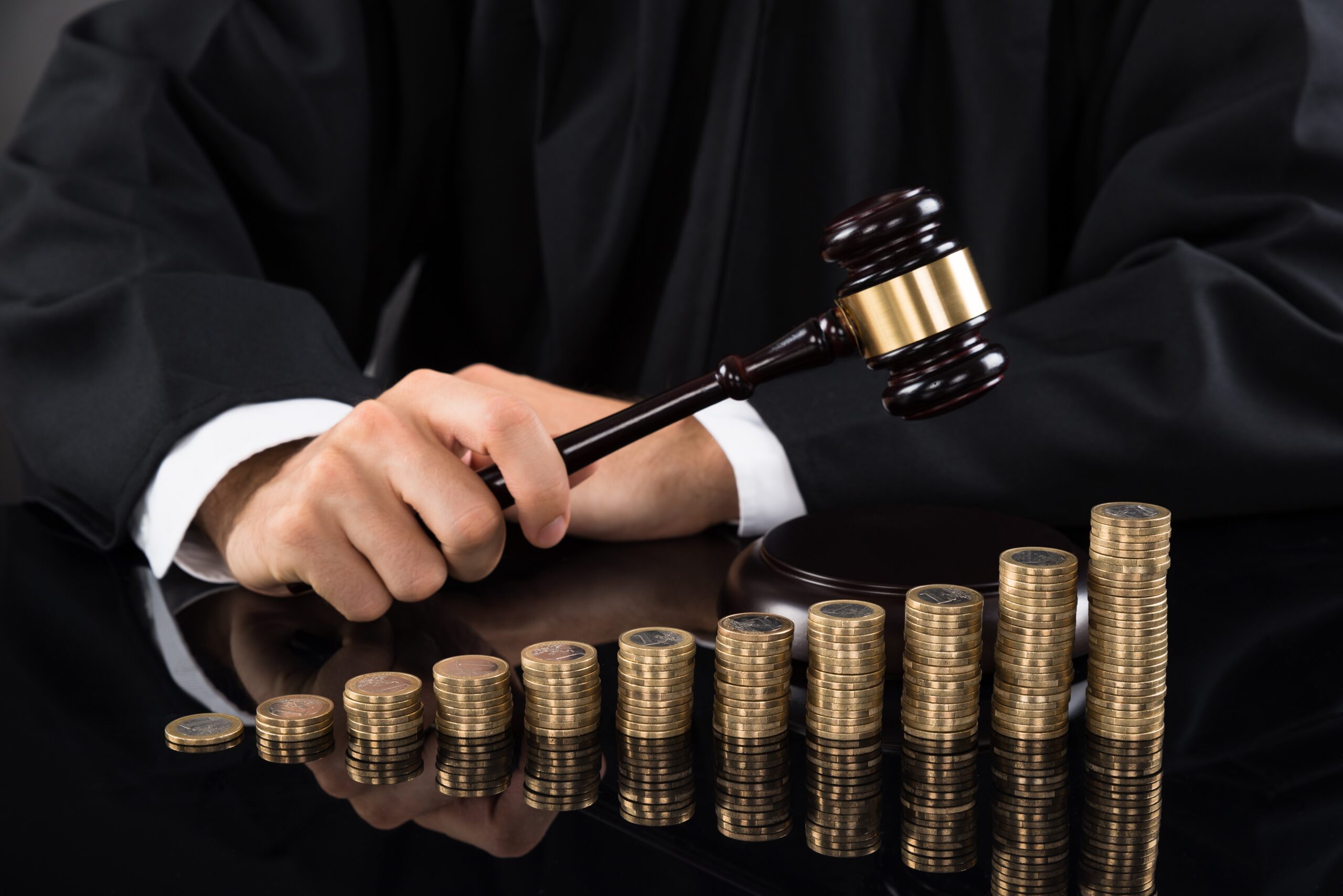 Legea pensiilor magistraţilor a suferit primele modificări. Articolele care aveau termen 1 ianuarie 2026, aplicate de acum