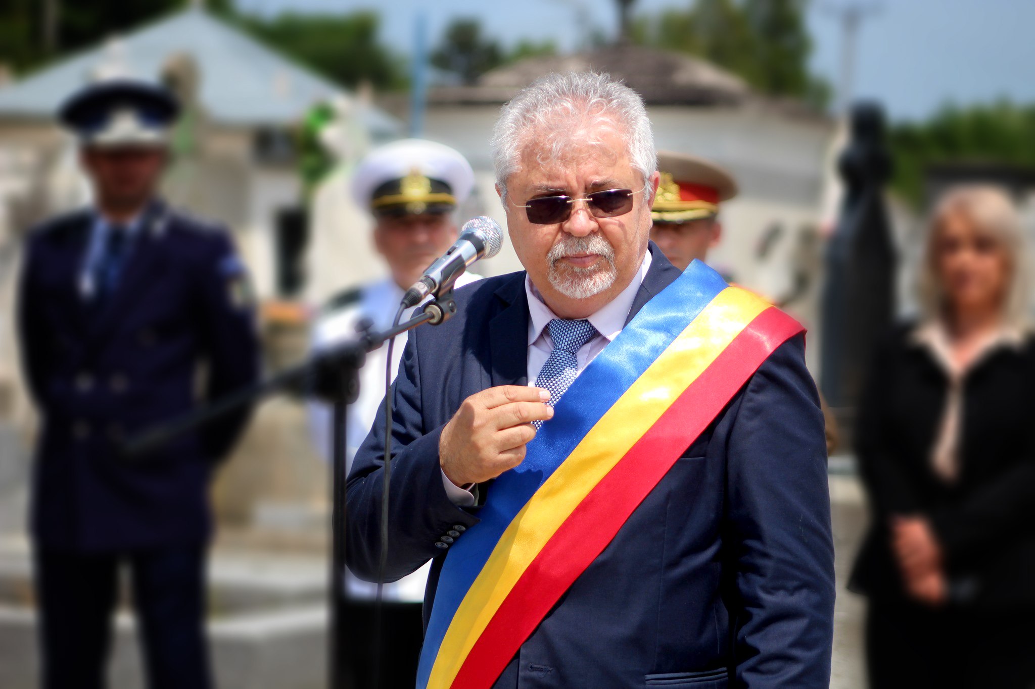 Primarul din Caracal se autosuspendă din PSD după exploziile de la Crevedia: Nu am nici o scuză