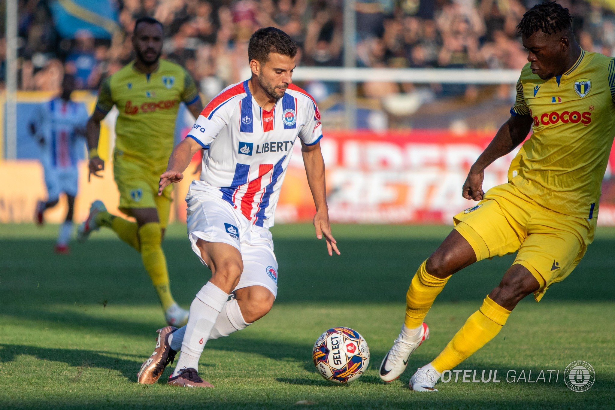 Petrolul Ploieşti a terminat la egalitate cu Oţelul Galaţi (2-2), în Superligă