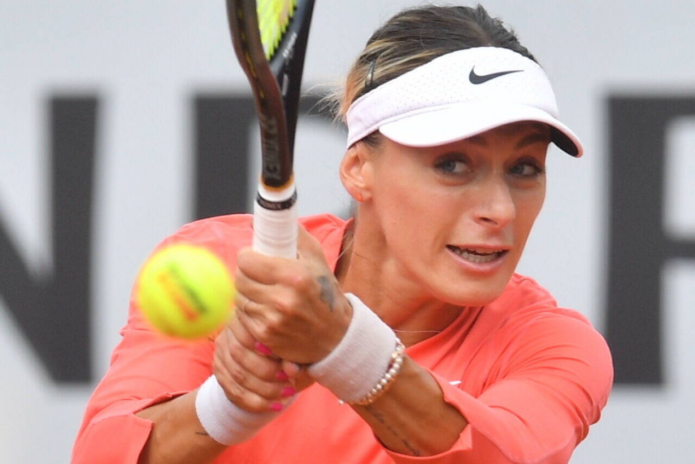 Ana Bogdan, învinsă categoric în sferturile turneului de la Cleveland