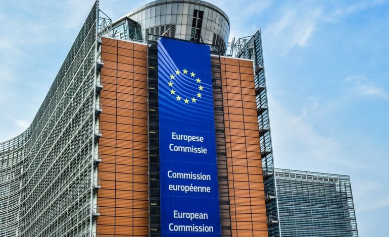 Comisia Europeană clasează două acțiuni de infringement împotriva României