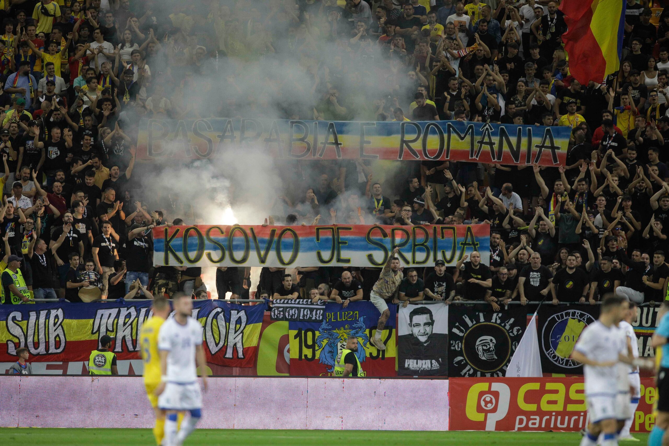 Mesajul pe care FRF nu și-ar dori să-l audă. Ultrașii din „Uniți Sub Tricolor” revin la meciul cu Elveția