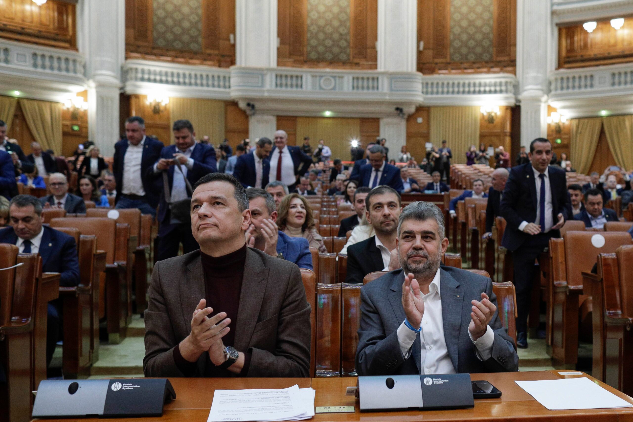 Dosarul DNA privind vaccinurile. Ciolacu: Colegii mei vor vota pentru ridicarea imunităţii lui Cîțu