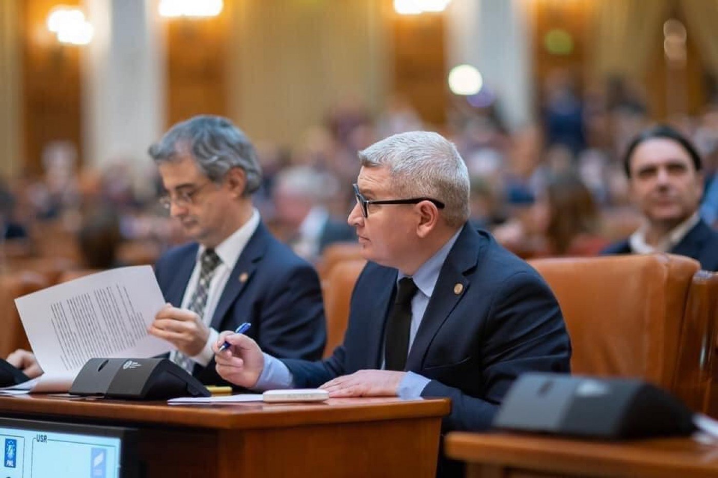 PNL cere clarificarea aspectelor privind impozitarea pensiilor private, după ce APAPR a semnalat mai multe ambiguități în noua lege