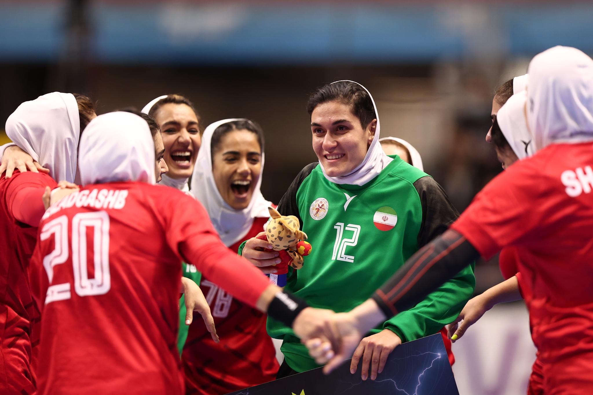 Iraniencele revoltă lumea handbalului: nemții, indignați de ce au văzut la Mondiale VIDEO
