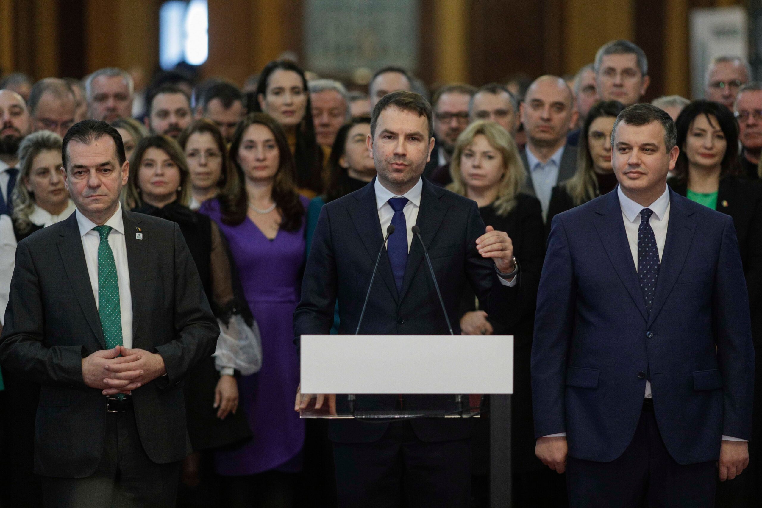 Culisele constituirii Alianței Dreapta Unită