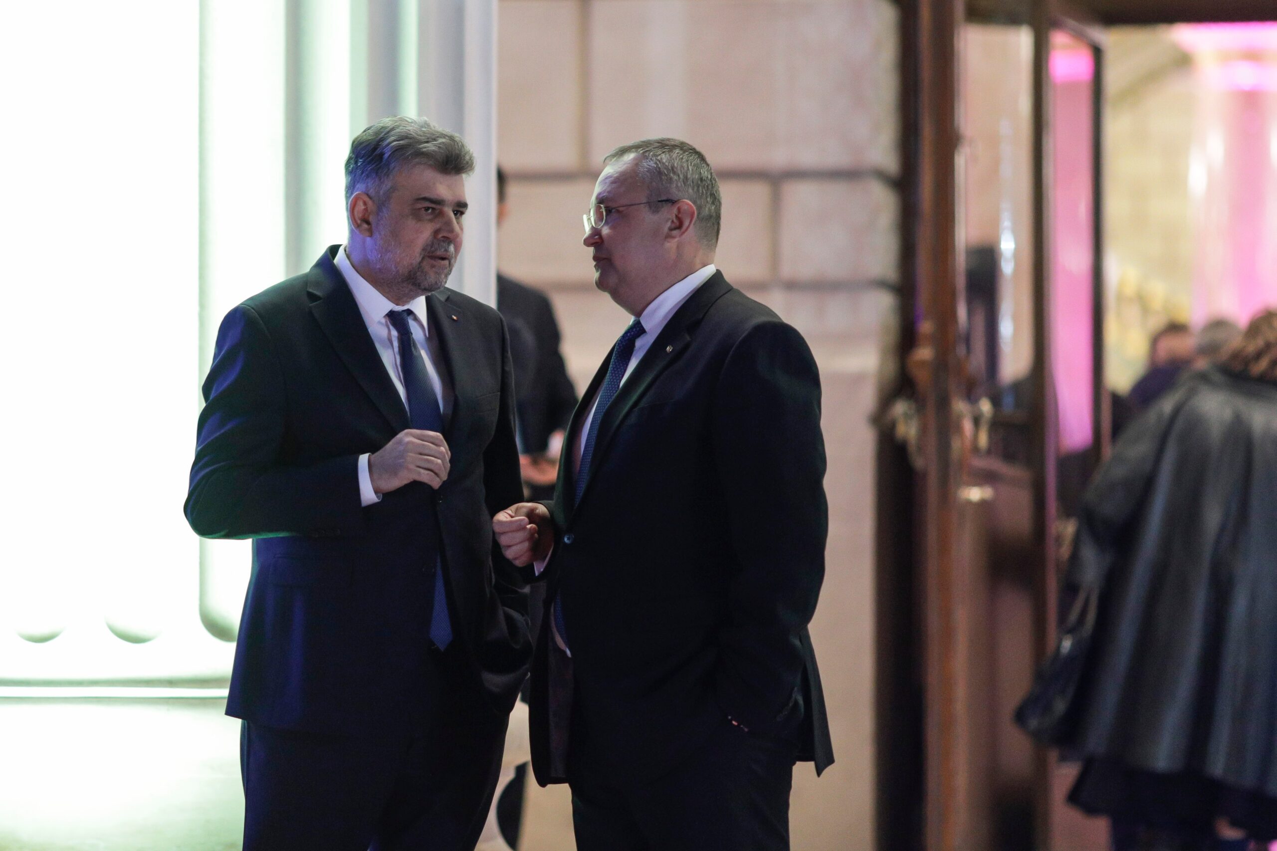 Evazioniștii, cu banii luați, dar fără închisoare. Expert: „Este important ca organele de urmărire penală, instanțele, să nu fie blocate în cazuri mici”