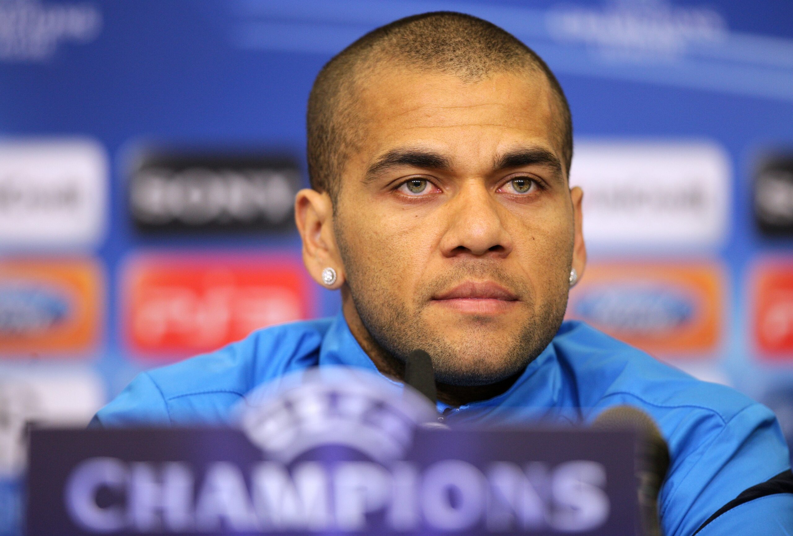 Dani Alves, începe procesul pentru viol: pedeapsa cerută de procurori e înfiorător de mare