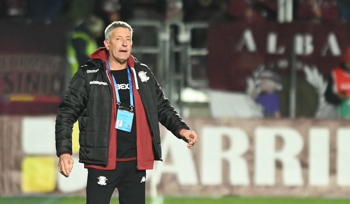 Rapid, umilită la infinit. Rezultat neverosimil în derby-ul cu CFR Cluj și scaunul lui Bergodi se clatină
