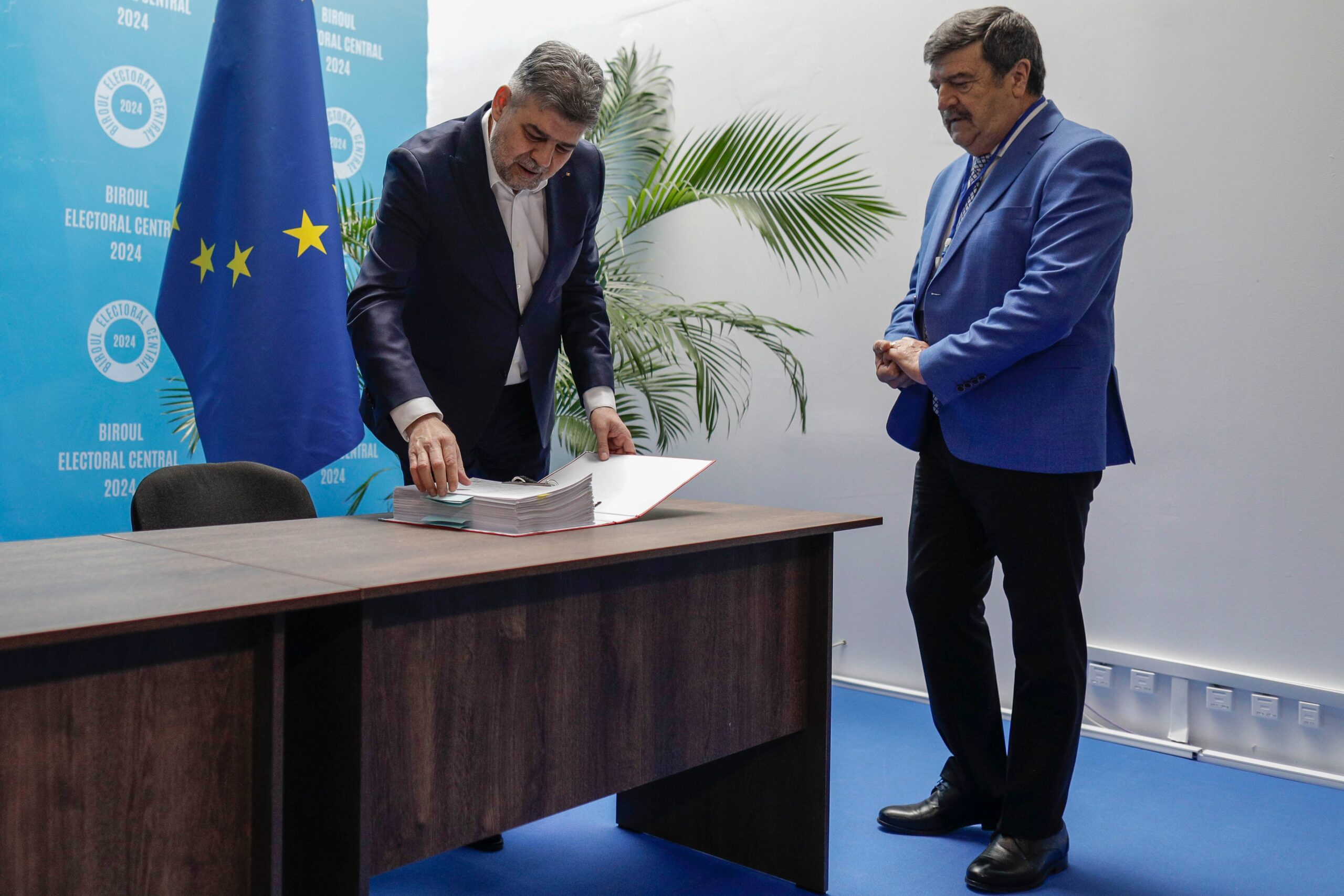 Ce partide s-au înscris în cursa pentru europarlamentare și cum arată listele de candidați