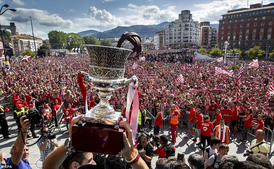Spania oferă imaginile zilei: un milion de oameni au sărbătorit la Bilbao succesul lui Athletic din cupă VIDEO