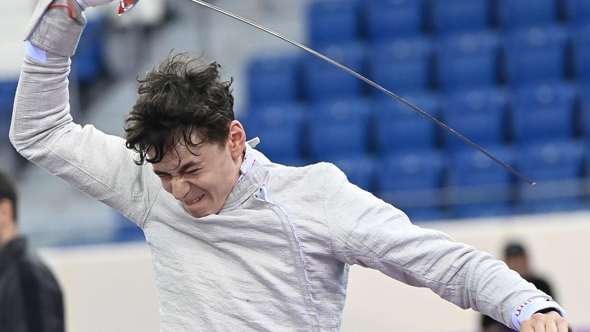 Pe urmele tatălui: Vlad Covaliu e campion mondial la sabie. Rezultat admirabil al băiatului lui Mihai Covaliu