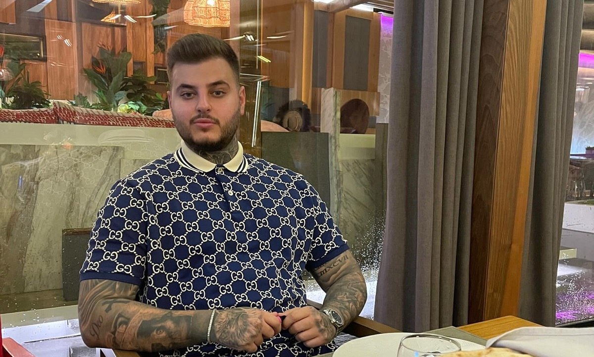 Adrian Mititelu Jr, internat de urgență după o supradoză de antidepresive. „Nu e suicid”, asigură tatăl său