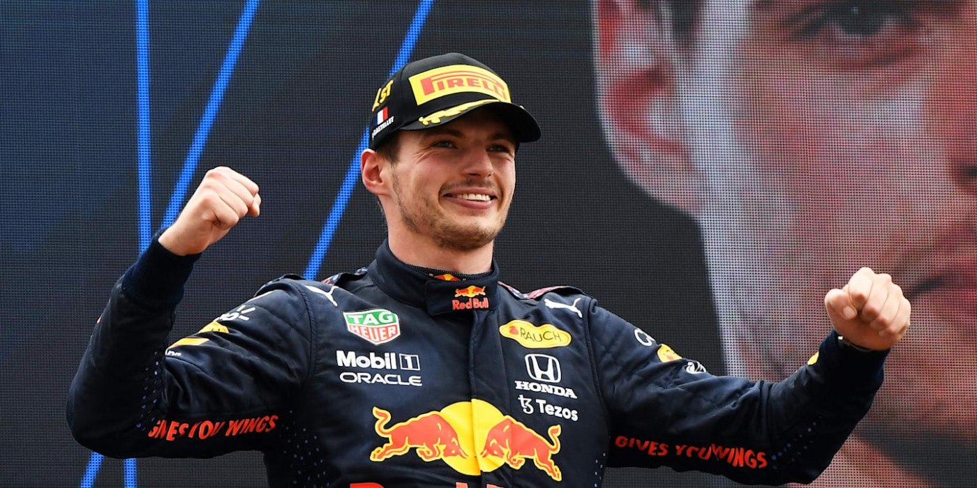 Formula 1: Max Verstappen și restul lumii. Olandezul a obținut victoria în premieră în China