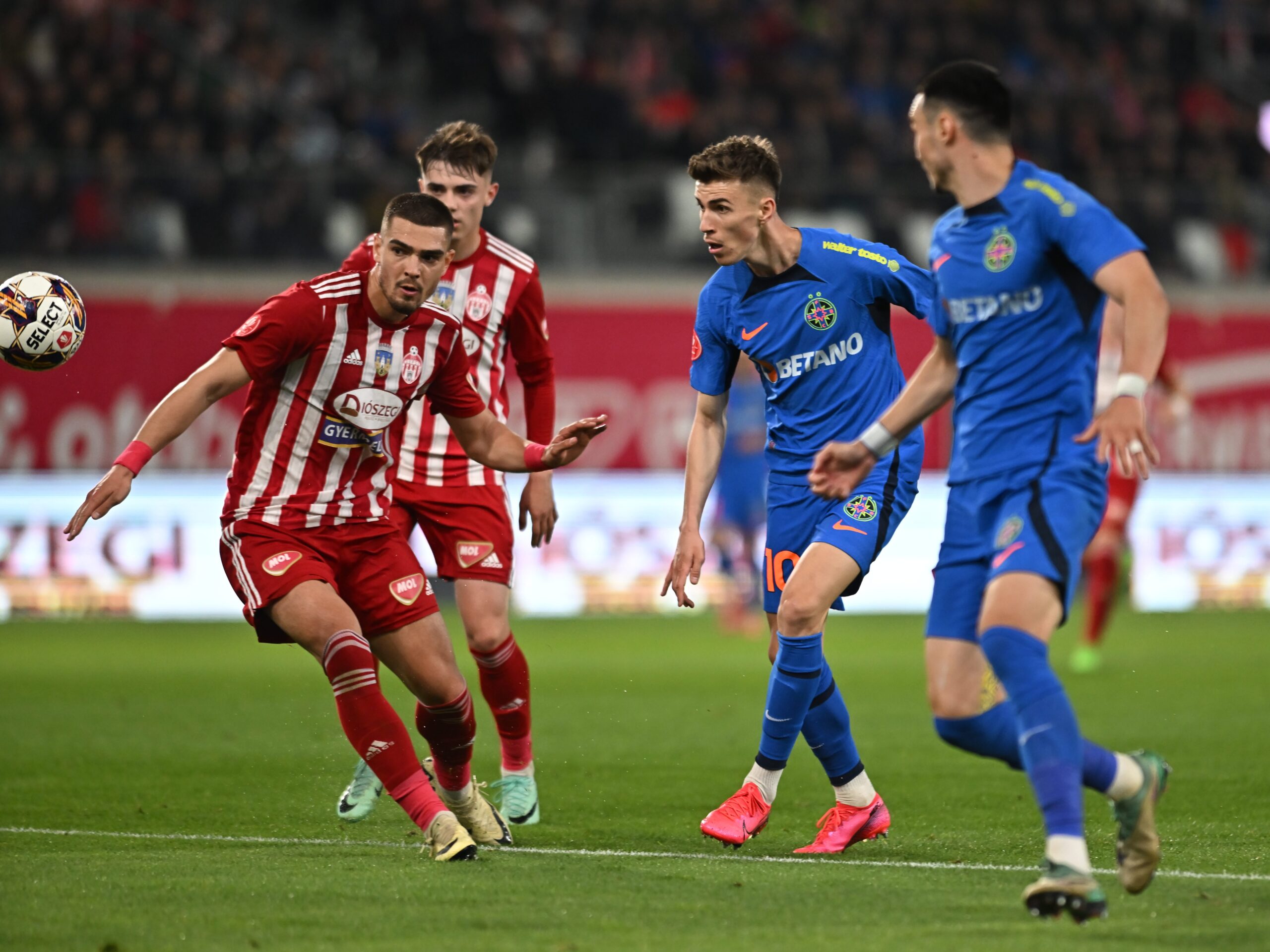 FCSB a făcut o primă repriză excelentă. Apoi ocaziile ratate s-au răzbunat