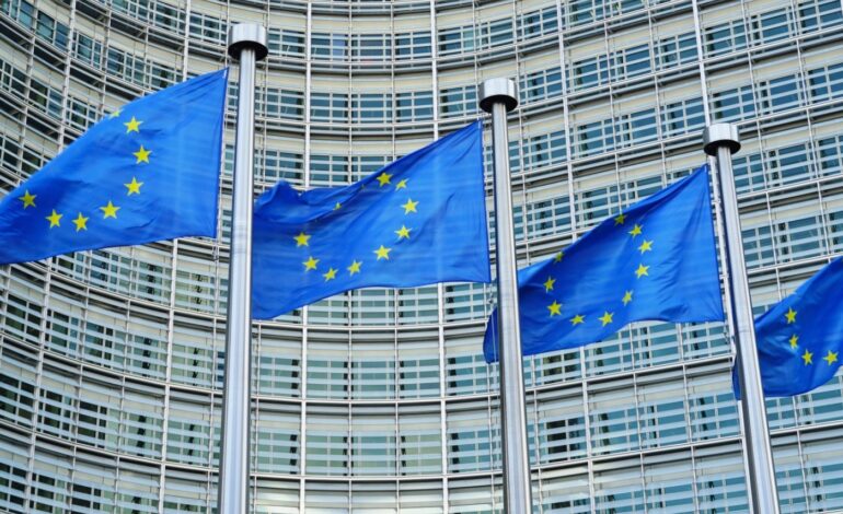 Câți bani a primit România de la UE în 17 ani și ce are de făcut ca stat european