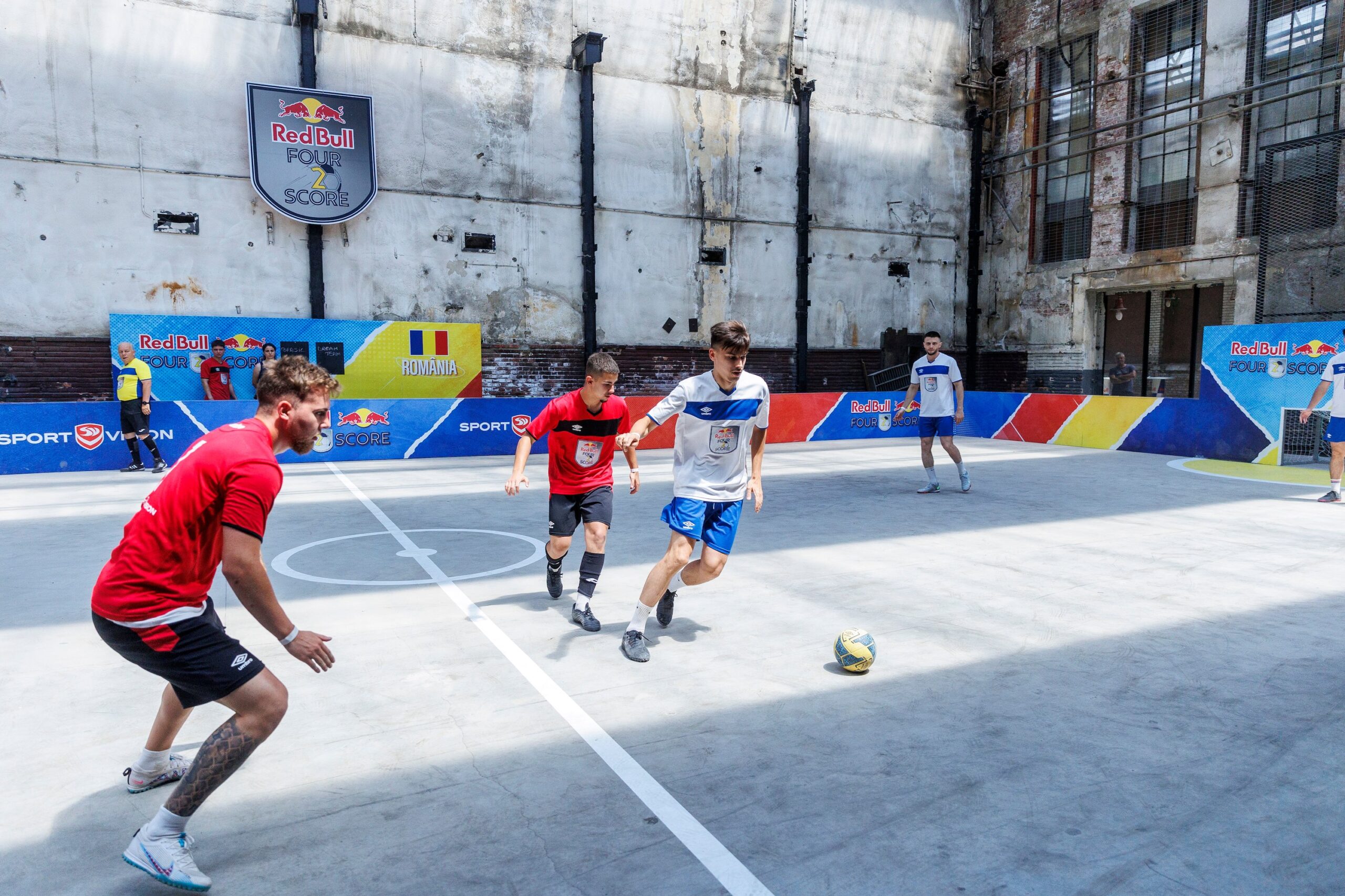Red Bull Four 2 Score revine în România în această vară cu o competiție inedită de fotbal 4 la 4