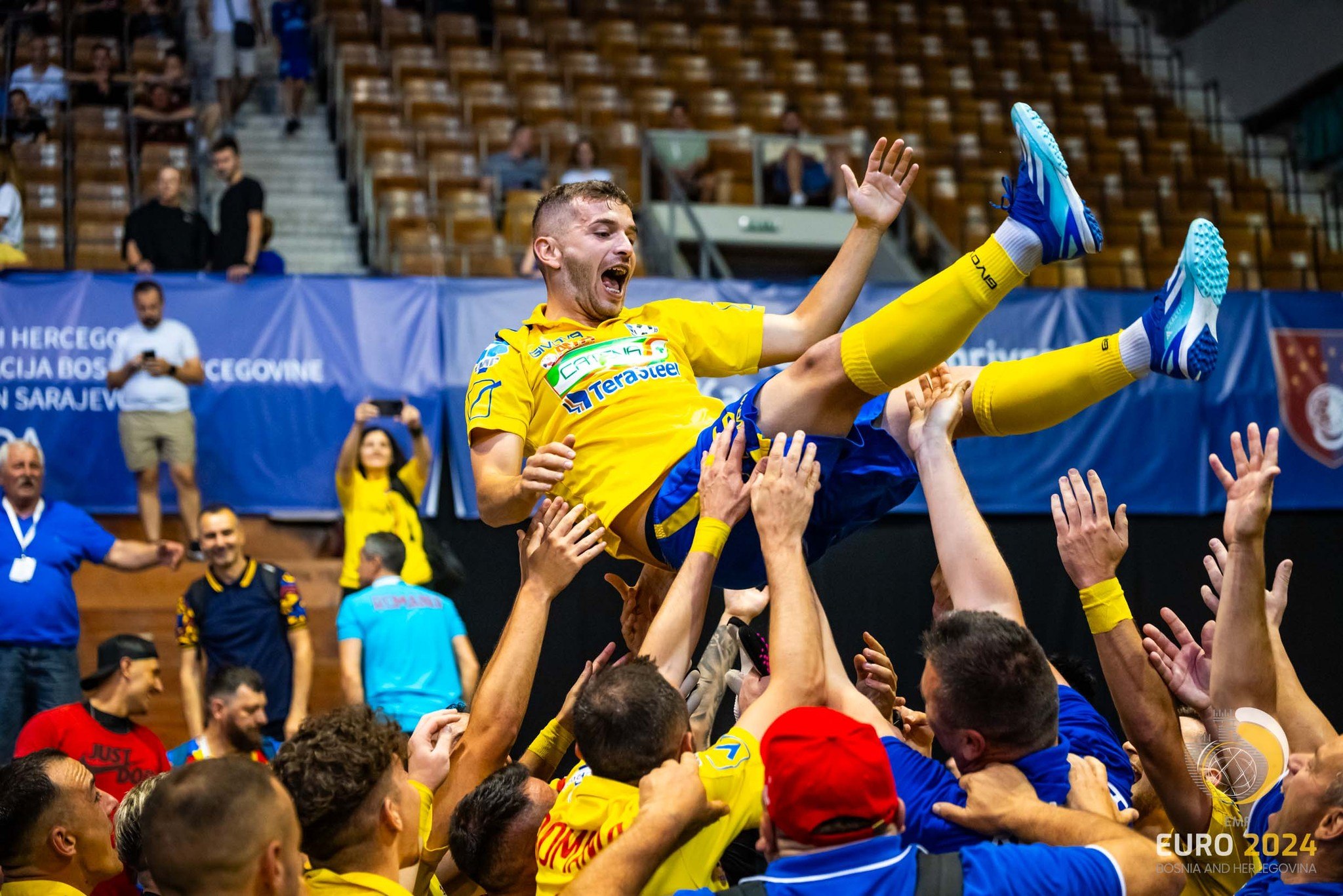 Performanță fabuloasă: România e în finala Europeanului de minifotbal, după un meci dramatic VIDEO