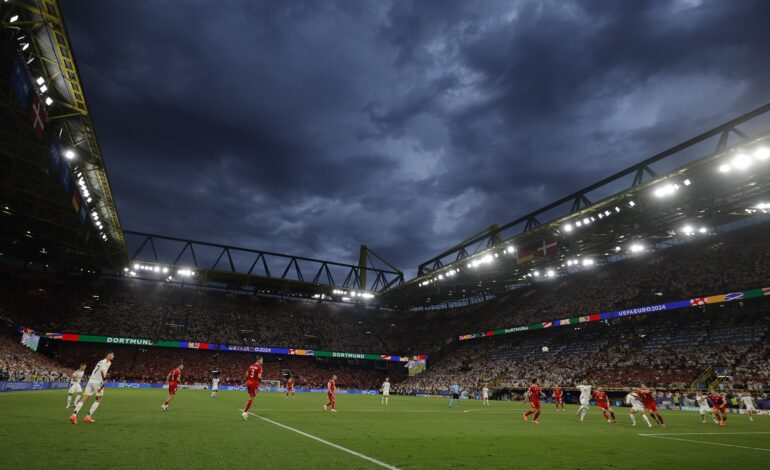 Meciul Germania – Danemarca, de la Euro 2024, întrerupt de arbitru dintr-un motiv rar întâlnit