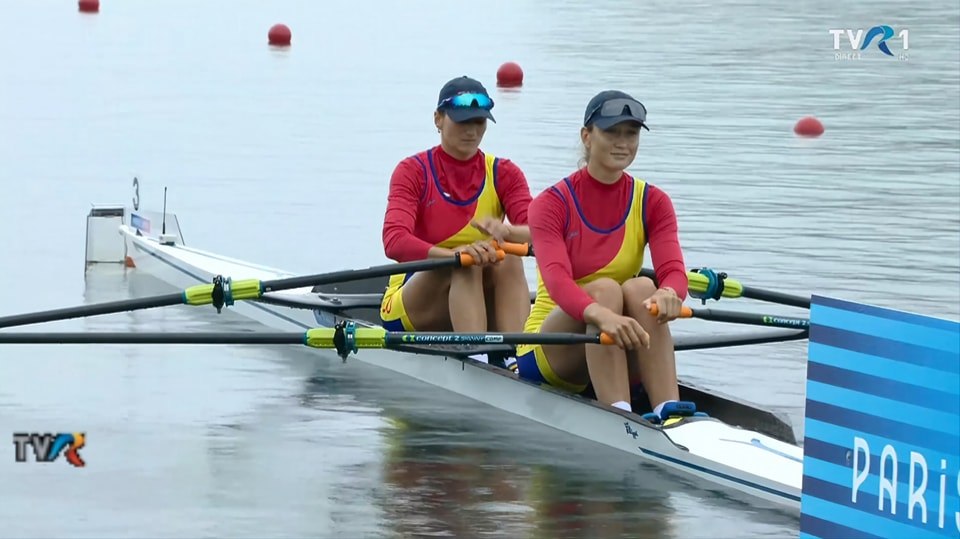 Campioanele olimpice Bodnar şi Radiş, calificate în semifinale la dublu vâsle feminin