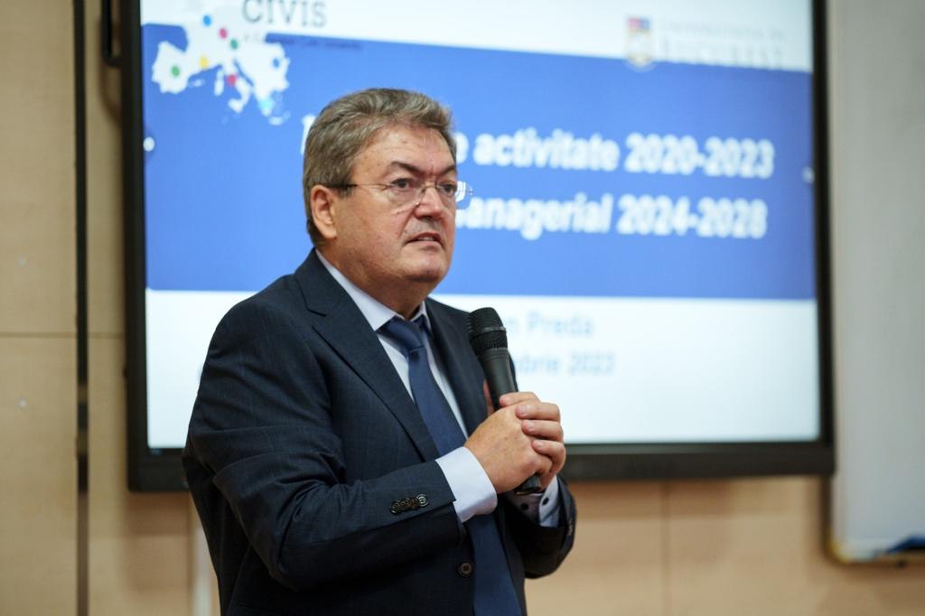 Rectorul Universităţii din Bucureşti: „Azi am redepus spre finanţare proiectul bazinului de înot din Grozăveşti”
