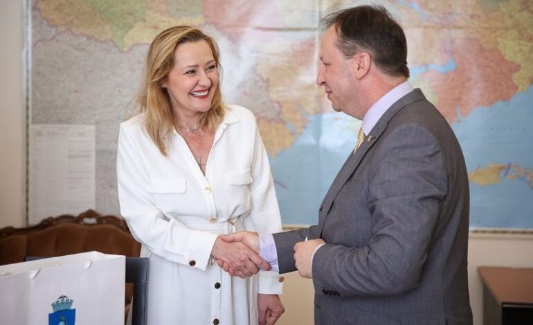 Elena Lasconi s-a întâlnit cu ambasadorul Ucrainei la București. „Vom susține Ucraina, atât timp cât este nevoie”