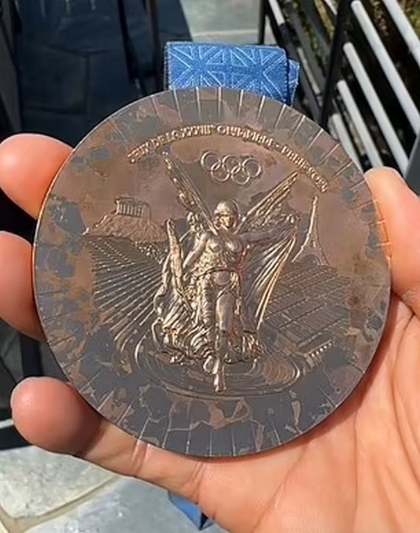 Un olimpic s-a plâns de „proasta calitate a medaliei sale de bronz”: „Parcă a fost la război!” Ce i-au răspuns organizatorii