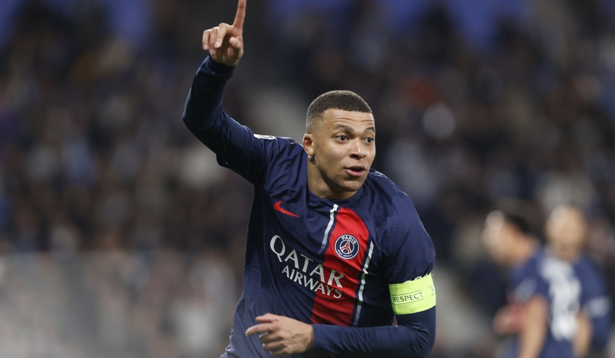 Fotbalistul Kylian Mbappé a sesizat UEFA şi liga franceză pentru a cere 55 de milioane de euro neplătite de PSG