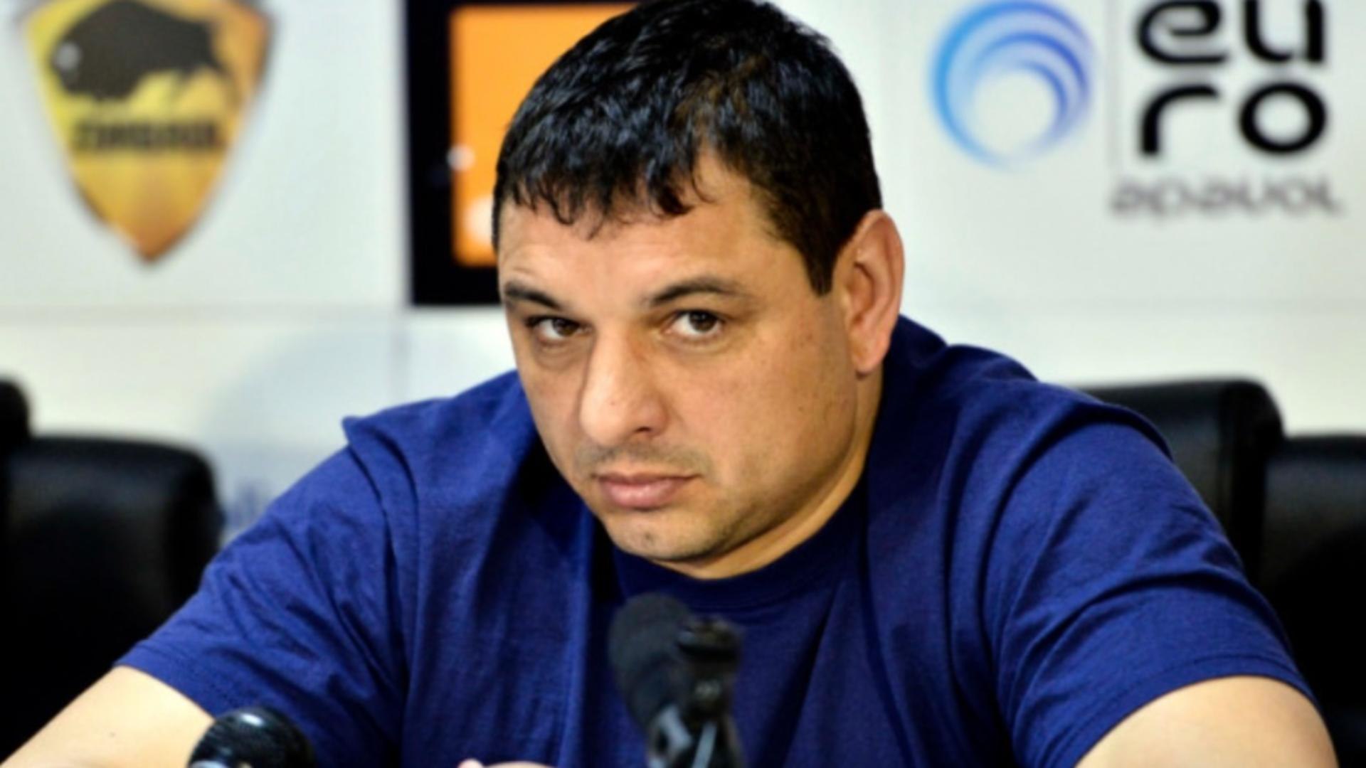 Bătăușul Ionel Ganea: fostul atacant, cercetat de poliție după ce a lovit un vecin. Culisele scandalului