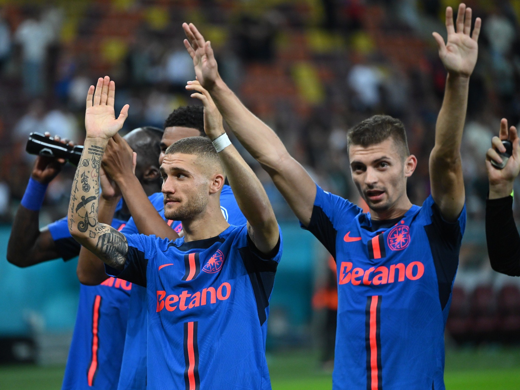 Gigi Becali, extaziat după victoria din Europa League. „Îi măresc contractul, îi iau și apartament”