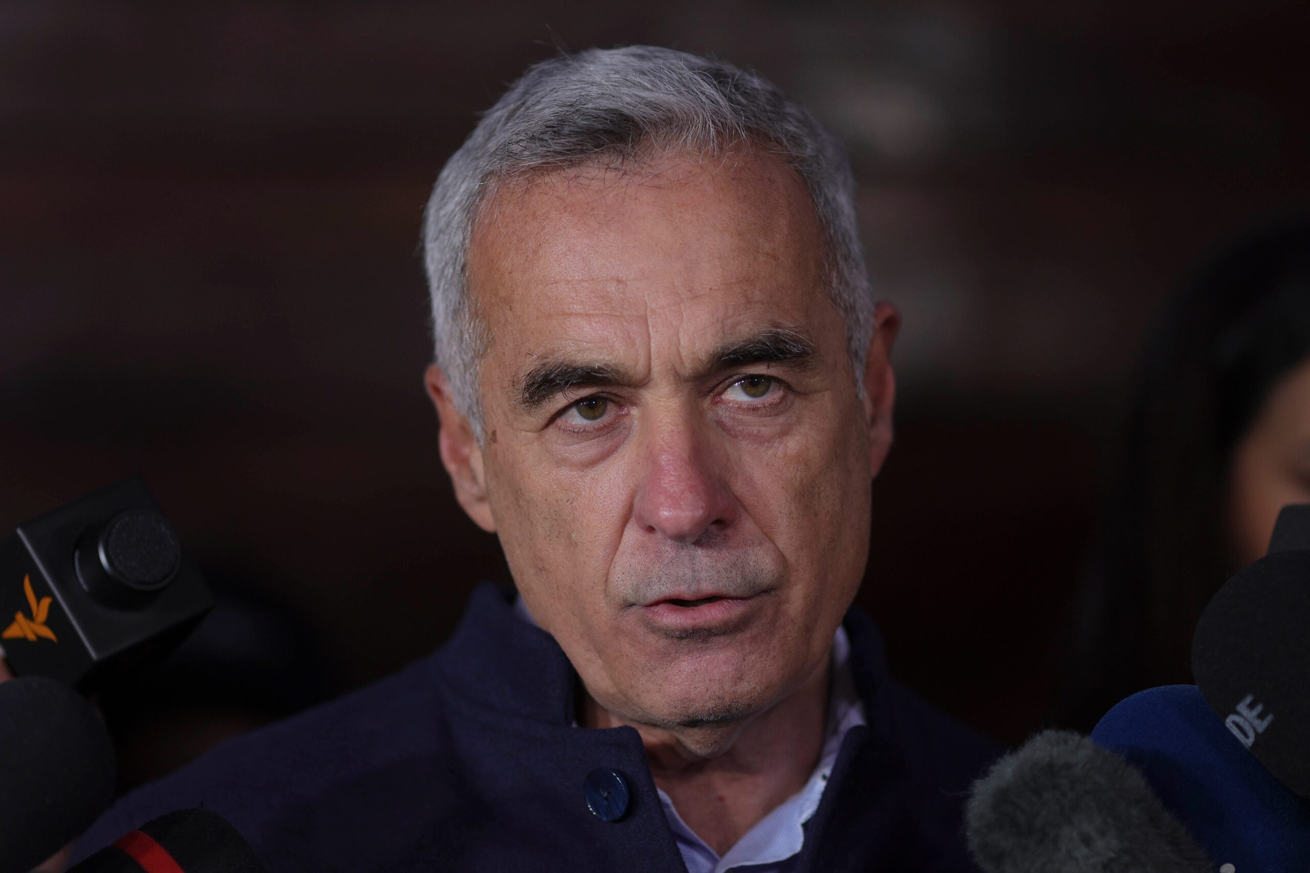 AUR îi îndeamnă pe români să-l voteze pe Călin Georgescu: Ţara are nevoie de un Parlament suveran, dar şi de un preşedinte patriot