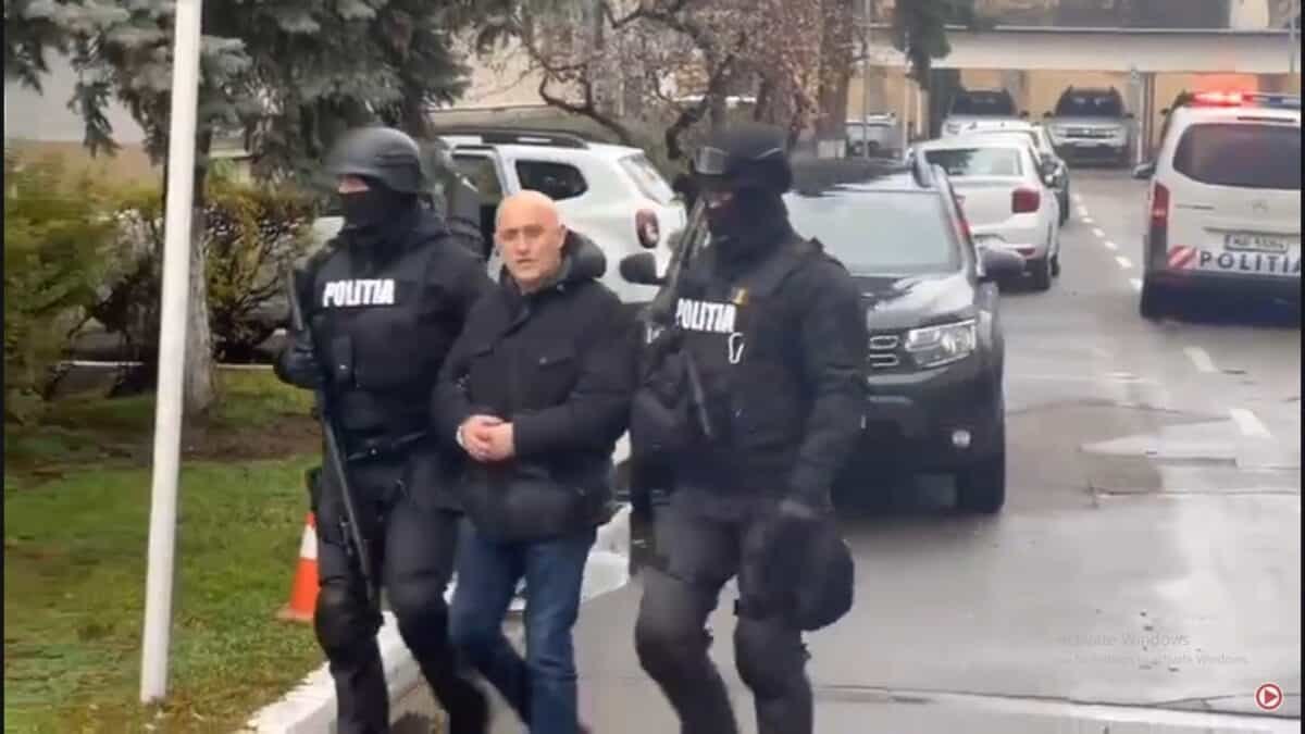 Averea uriașă deținută de mercenarul Horațiu Potra: Zeci de clădiri și terenuri, plus kilograme întregi de aur. Detalii din trecutul său penal