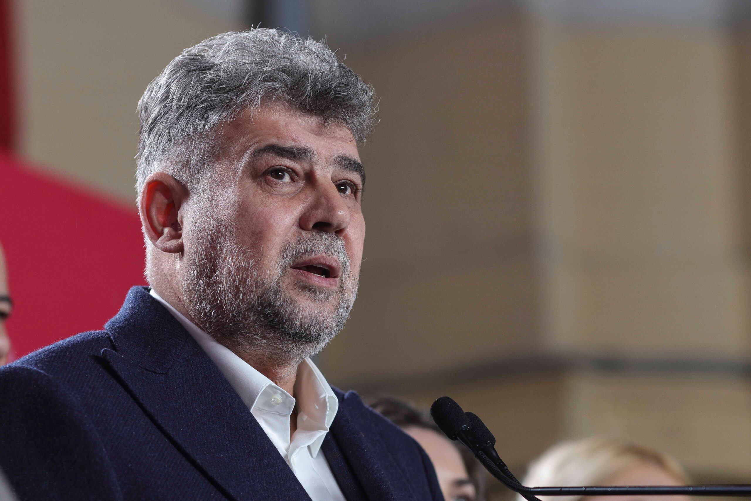 Ciolacu l-a certat pe Hurezeanu: „Dacă mai face comentarii fără să mă consulte, pleacă acasă. Să întrebe și prim-ministrul”