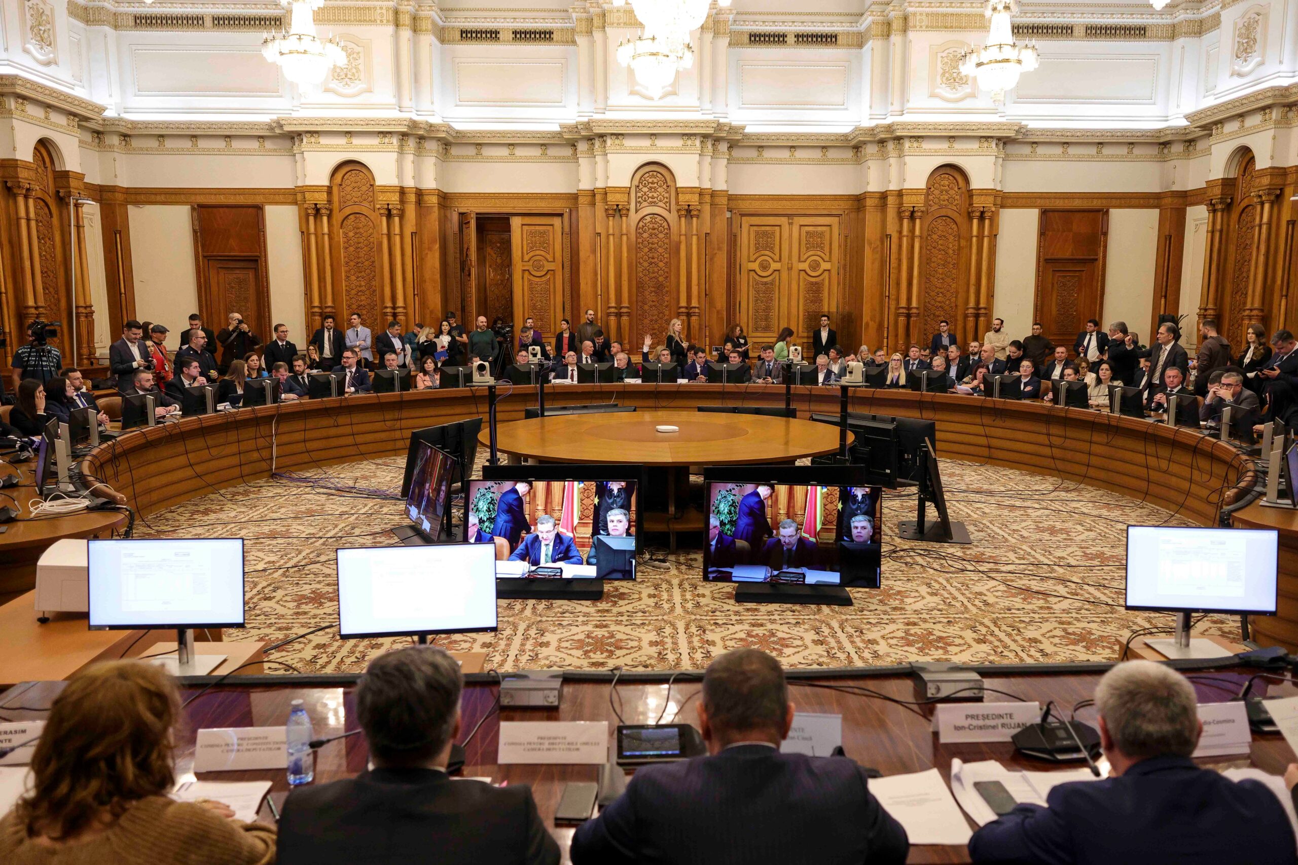 LIVE TEXT Învestirea Guvernului Ciolacu 2. Toți miniștrii au fost validați de comisiile Parlamentului