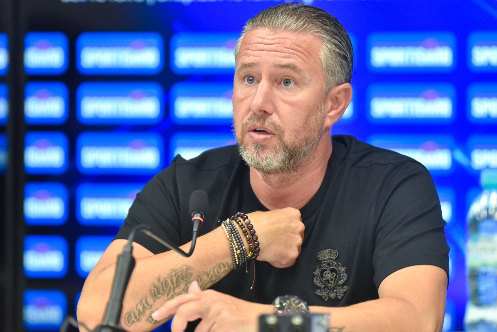 S-a aflat secretul succesului FCSB din era Reghecampf: „Fotbaliștii făceau ozonoterapie în fund, pentru că în venă era ilegal”