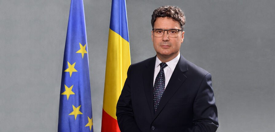 Candidatura lui Călin Georgescu, contestată la BEC: „A încălcat mai multe articole din Constituția României”