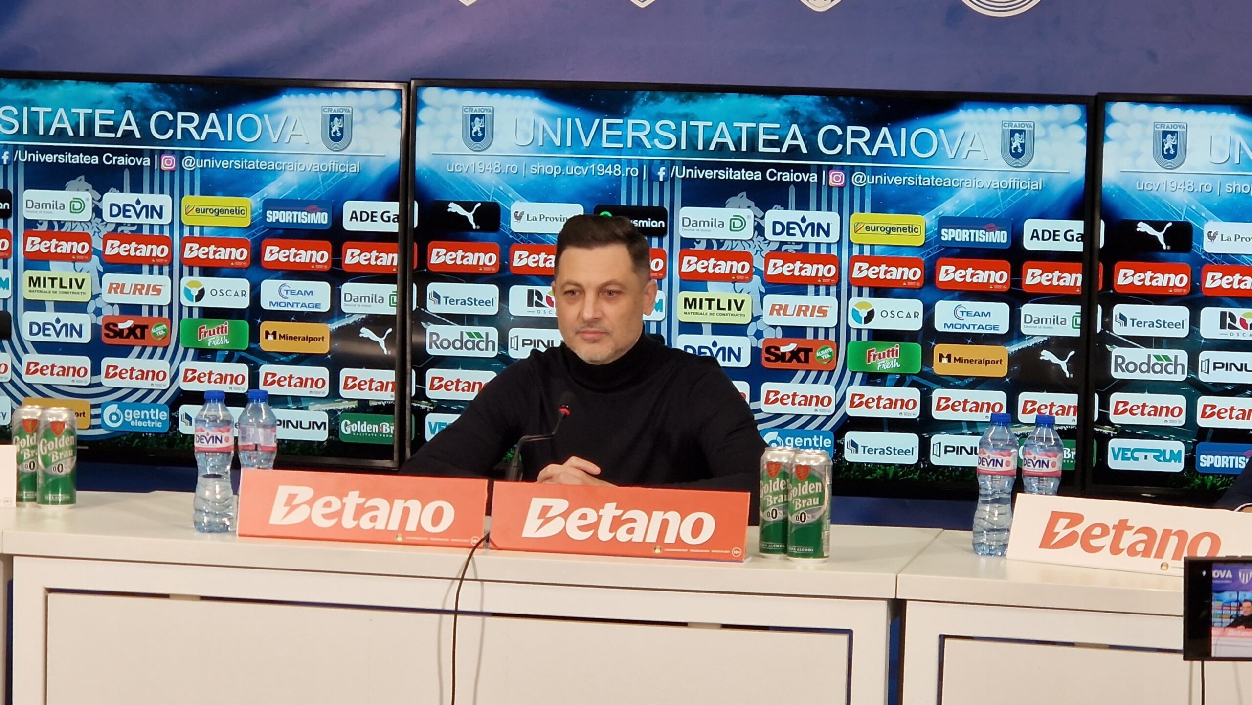 Mirel Rădoi l-a înțepat din a doua zi la Craiova pe cel căruia i-a luat locul
