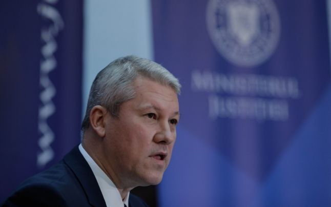 Ce spune ministrul Cătălin Predoiu despre o eventuală interzicere a candidaturii lui Călin Georgescu