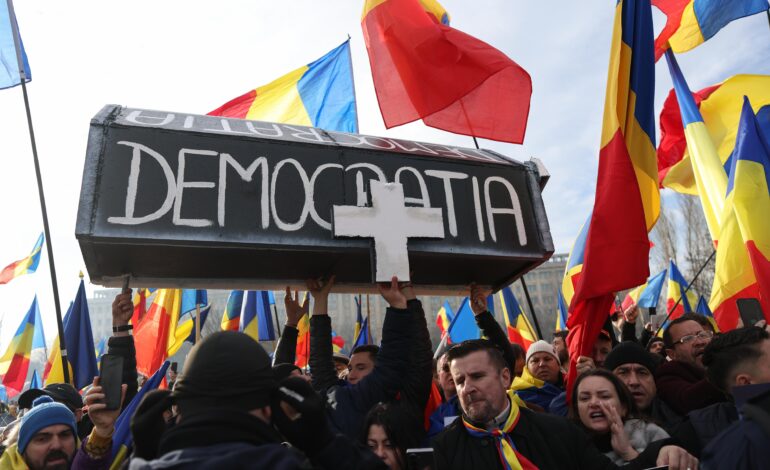 Trebuia Georgescu învins prin vot? Dezbatere aprinsă: „În Rusia, Putin câștigă la urne. Hitler a câștigat democratic”